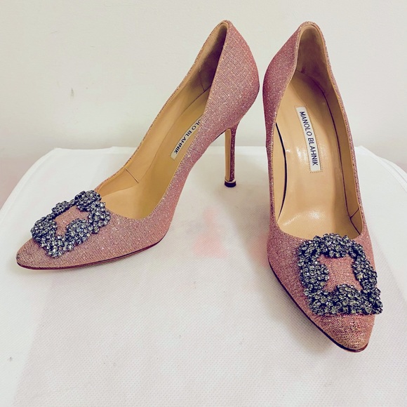 Manolo Blahnik (36.5) ヒール Manolo Blahnik Black Leather Ankle Strap Heels (IT 36.5